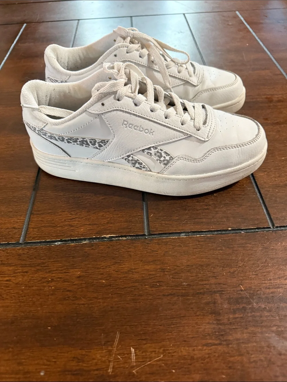 Reebok subtle fit pairs